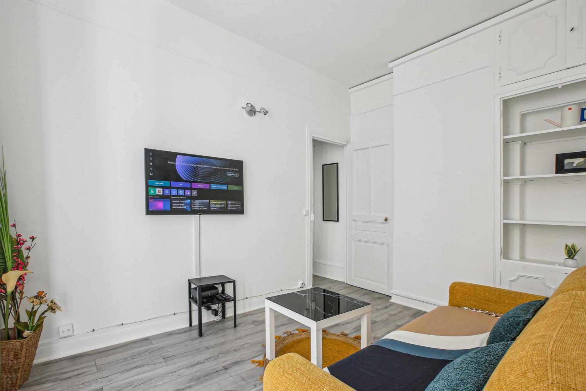 Chic And Comfortable Apart Париж Екстериор снимка