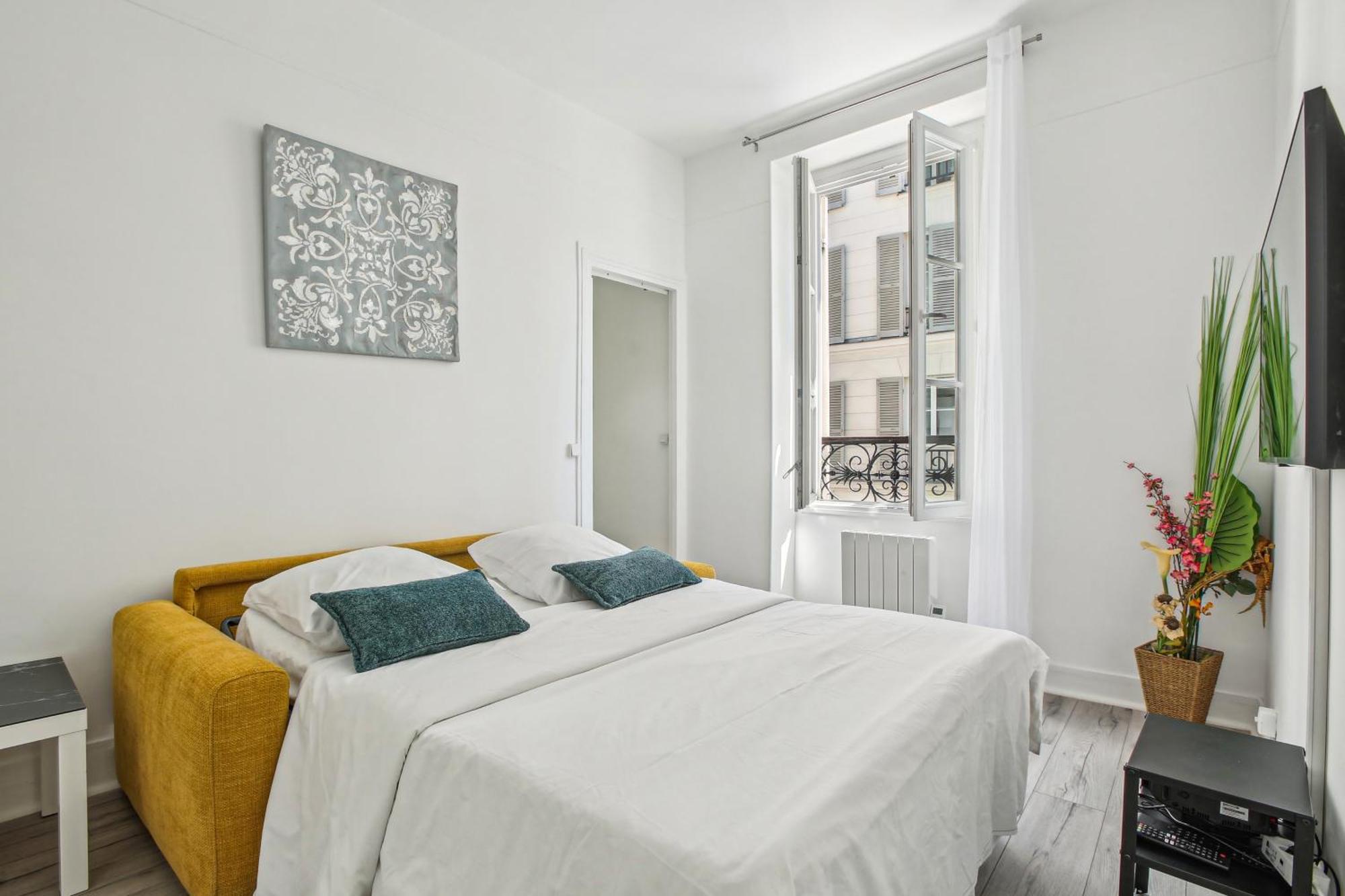 Chic And Comfortable Apart Париж Екстериор снимка